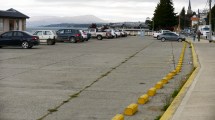 Imagen de El estacionamiento en los playones del puerto de Bariloche funcionará las 24 horas