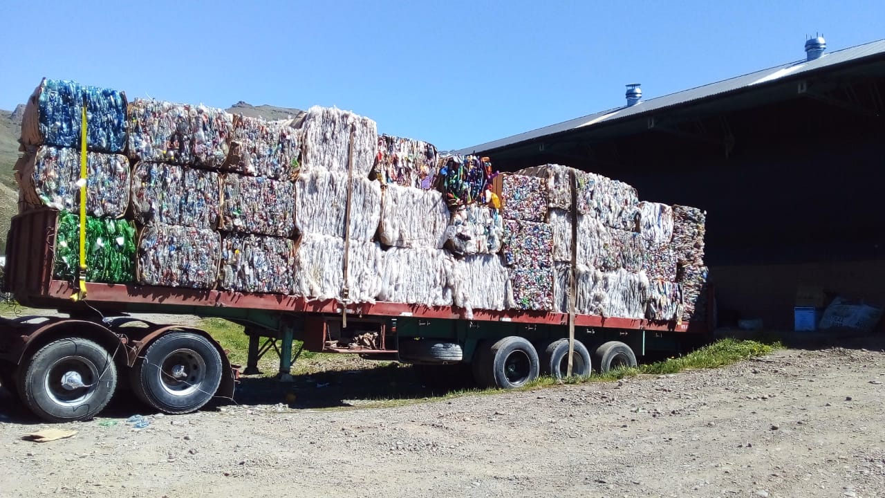 Desde el Municipio de San Martín de los Andes resaltaron que una parte importante del reciclado es que los materiales están secos y limpios. Foto: Gentileza Municipalidad de San Martín de los Andes