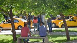 Desde hoy viajar en taxis y remises en Neuquén será mas caro