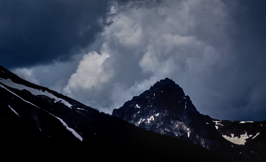 En algunos puntos de la cordillera hubo nuevas nevadas. Foto: gentileza.-