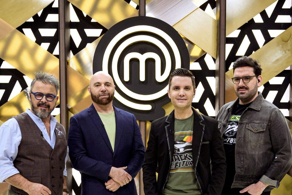 Con el jurado integrado por Donato, Maititegui, y Betular llega la tercera temporada de MasterChef Celebrity bajo la conducción de Del Moro. 