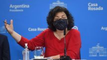 Imagen de Vizzotti señaló que «es esperable que aumente el número de casos de Covid-19 con el invierno»