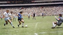 Imagen de El consejo de Hugo Maradona que fue clave para el golazo de Diego a los ingleses