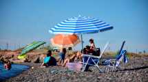 Imagen de Ir de camping a Mari Menuco: armar la carpa y disfrutar sin límites