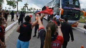 River y Colón ya están en Santa Fe para el Trofeo de Campeones