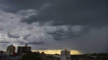 Imagen de Alerta naranja por tormentas fuertes en la Región Sur y la costa de Río Negro