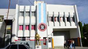 Conocé por qué suena la sirena de los bomberos en Roca