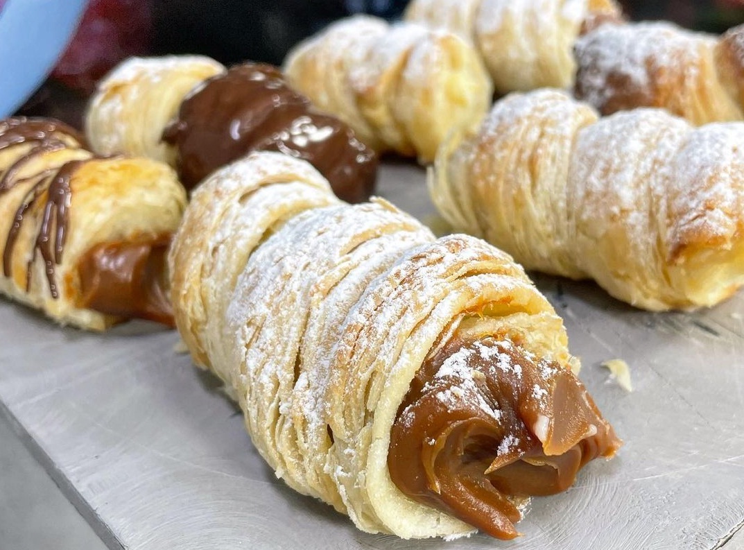 Cañoncitos De Dulce De Leche Bañados En Chocolate