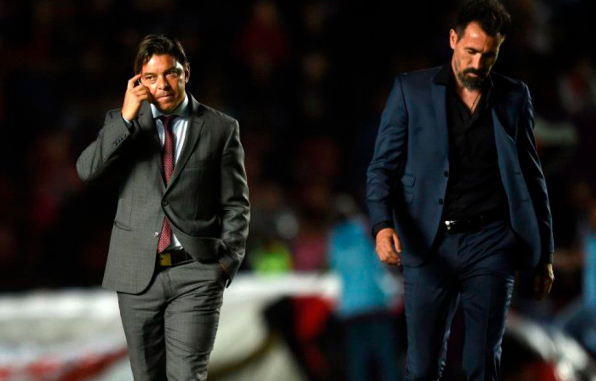 Marcelo Gallardo y Eduardo Domínguez, la batalla entre dos grandes entrenadores. 