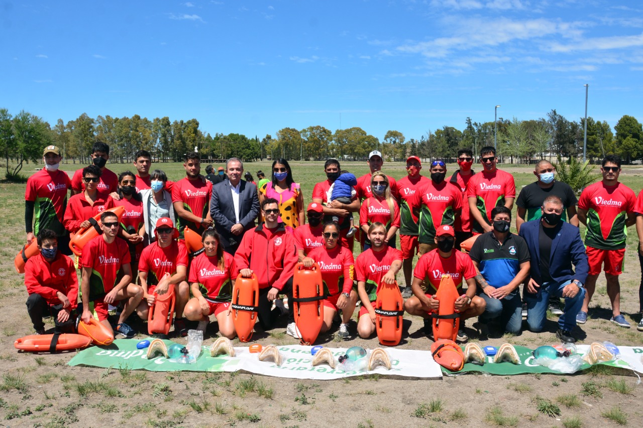 El plantel de guardavidas está formado por 74 profesionales. Foto: Marcelo Ochoa. 