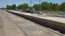 Imagen de En mayo inaugurarán las obras del Tren del Valle en el aeropuerto y la terminal de Neuquén