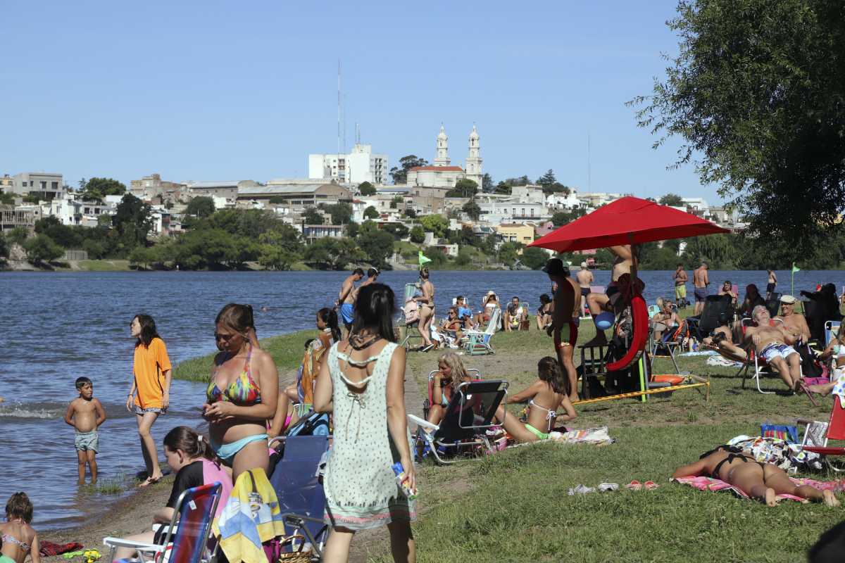 El río también fue una opción. Foto: Marcelo Ochoa.
