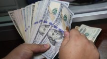 Imagen de El dólar blue está en el nivel más bajo de los últimos 40 días