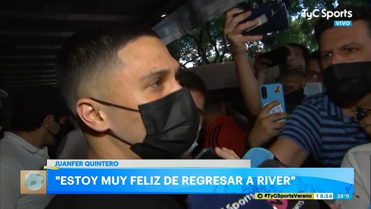 Juanfer llegó al país para su vuelta a River.