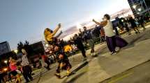 Imagen de Se viene la muestra de danzas folclóricas y cierre con peña baile en la plaza Belgrano