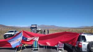 Chilenos levantaron el corte de ruta a los pasos Pino Hachado y Cardenal Samoré