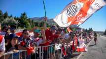 Imagen de La llegada de River a San Martín de los Andes en fotos