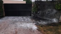 Imagen de Atentado explosivo en la casa de un médico en Bahía Blanca en rechazo al pase sanitario