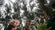 Imagen de Por ceremonia mapuche suspenden ascensos al Lanín por seis días