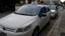 Imagen de Los taxis de Bariloche quieren tener tarifa nocturna