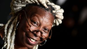 Suspendieron a Whoopi Goldberg en la cadena ABC por sus dichos sobre el Holocausto