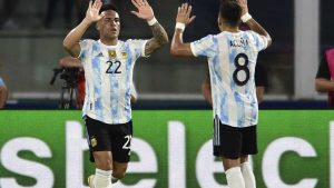 El gesto de Acuña con un hincha y el dato que comparte con Lautaro Martínez