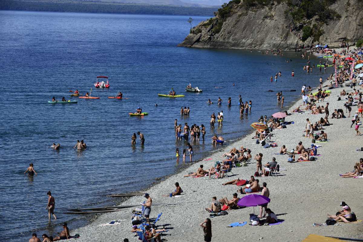 Calor extremo en Neuquén y Río Negro.