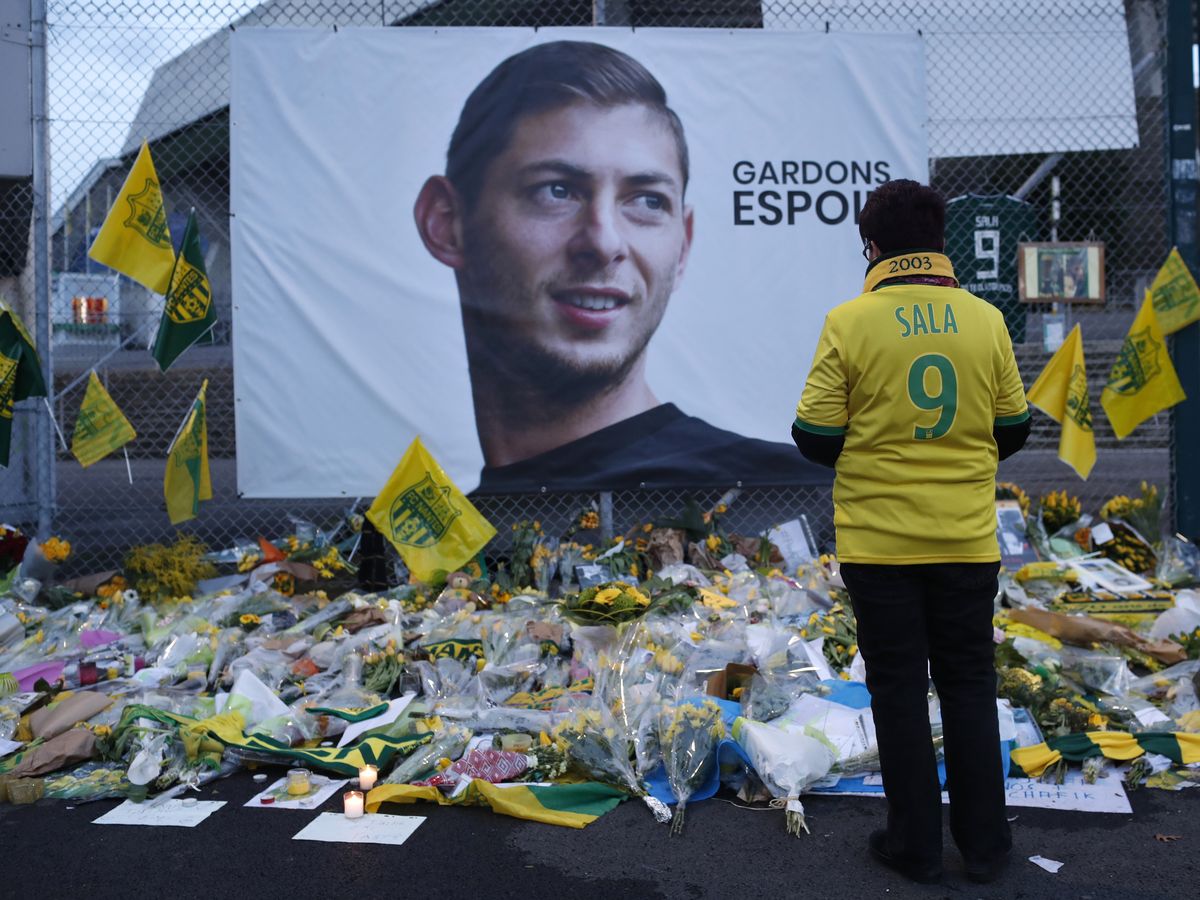 El futbolista argentino habría estado inconsciente al momento del accidente.