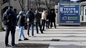 Europa vive una «tregua» y el coronavirus podría conducir al fin de la pandemia, dijo la OMS