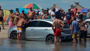 Las Grutas: con récord de turistas, circular es un verdadero caos