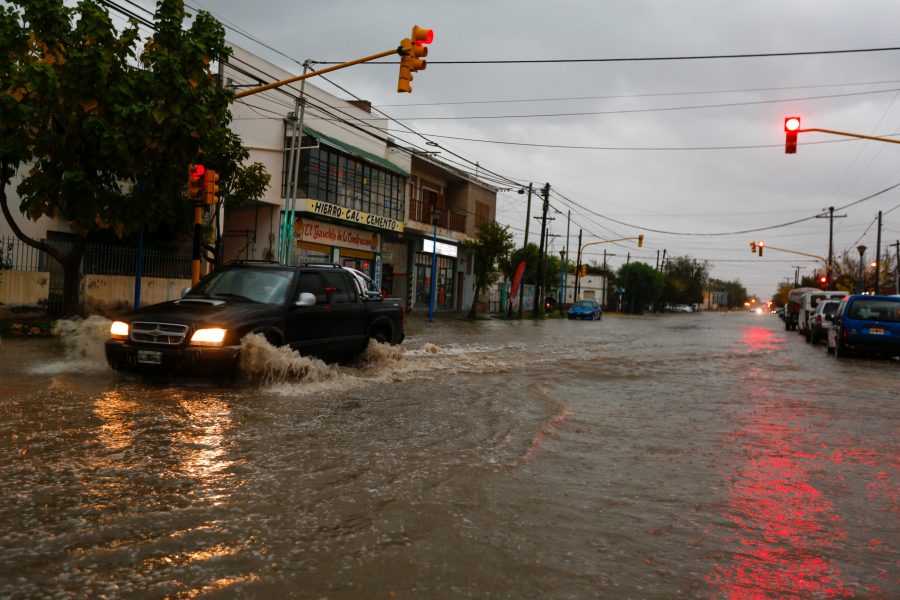 Las tormentas de este miércoles tendrían valores similares a los del domingo por la noche. (Juan Thomes).-