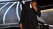 Imagen de La Academia podría sancionar a Will Smith por el cachetazo a Chris Rock durante los Oscars