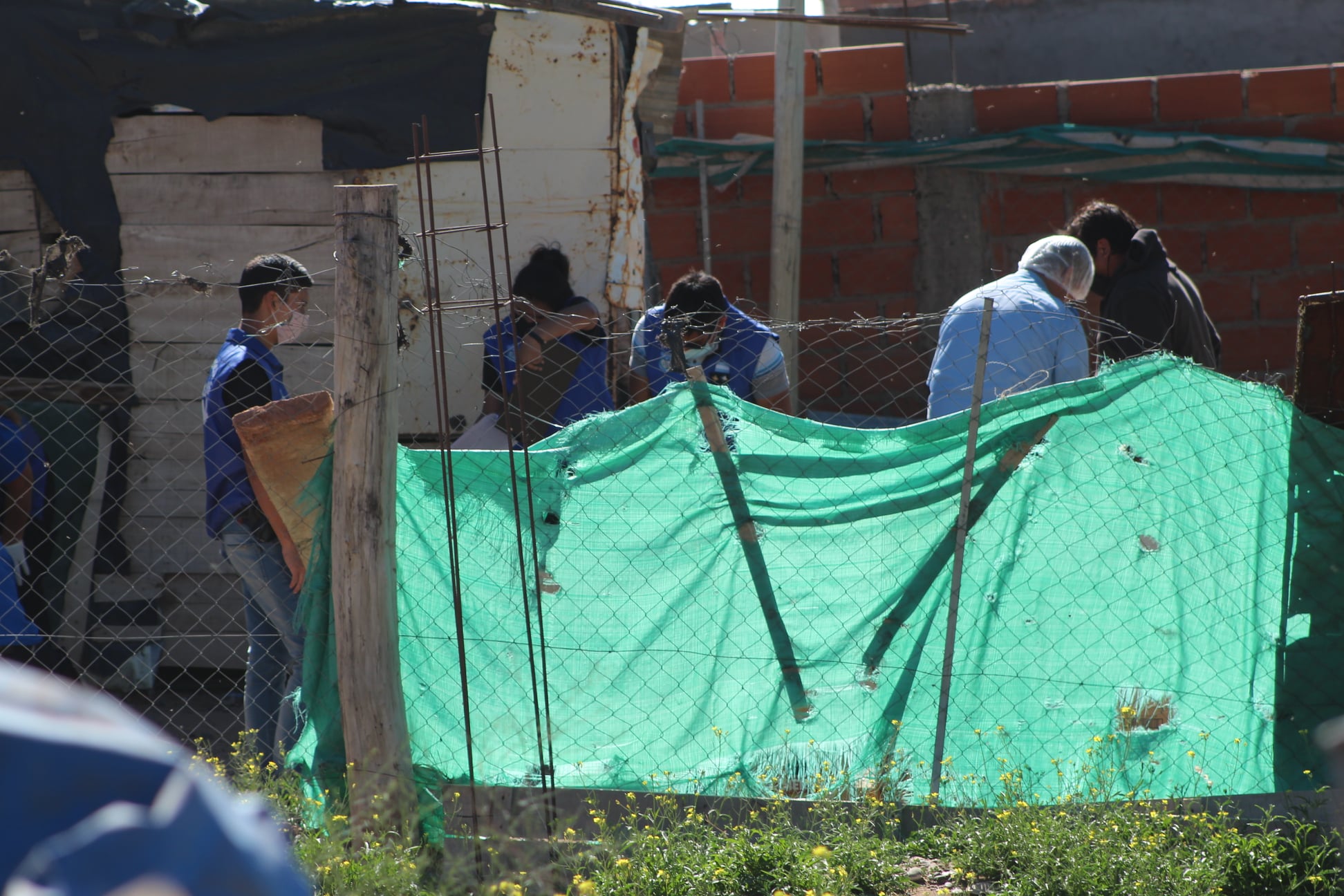 La policía de Neuquén realizó en operativo en el lugar. Foto: Portal Centenario Digital