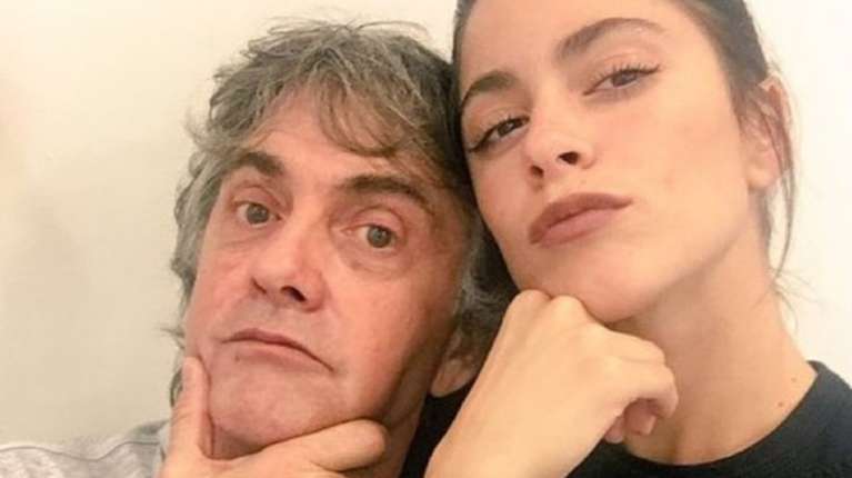 Tini y su papá comparten una gran relación, ya que él es quien le gestiona la carrera.-