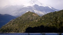 Imagen de La primera nevada del otoño llegó a Bariloche