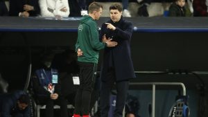 Pochettino le echó la culpa al árbitro por la derrota del PSG en Madrid