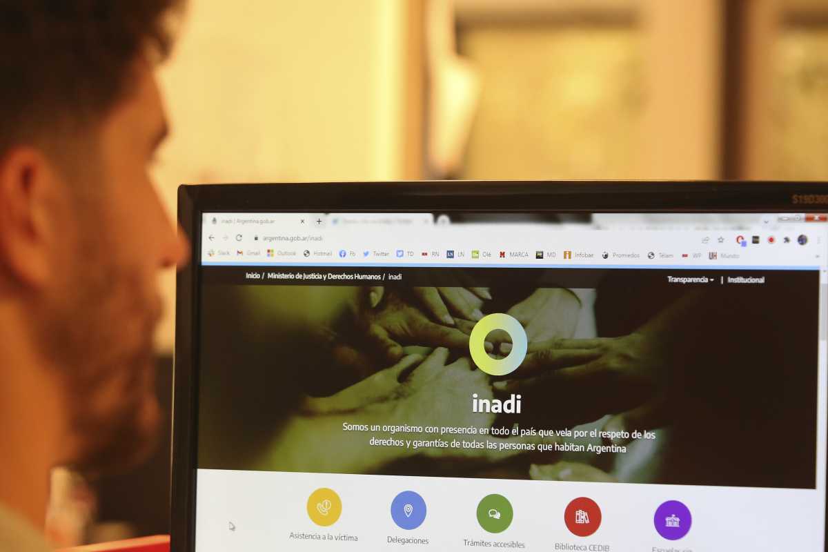 El sitio web del INADI ofrece alternativas para hacer reclamos online.(Foto: Juan Thomes)