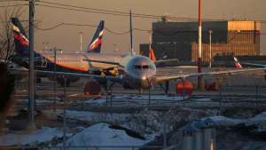 La aerolínea rusa Aeroflot suspende vuelos internacionales «por los obstáculos a las operaciones»