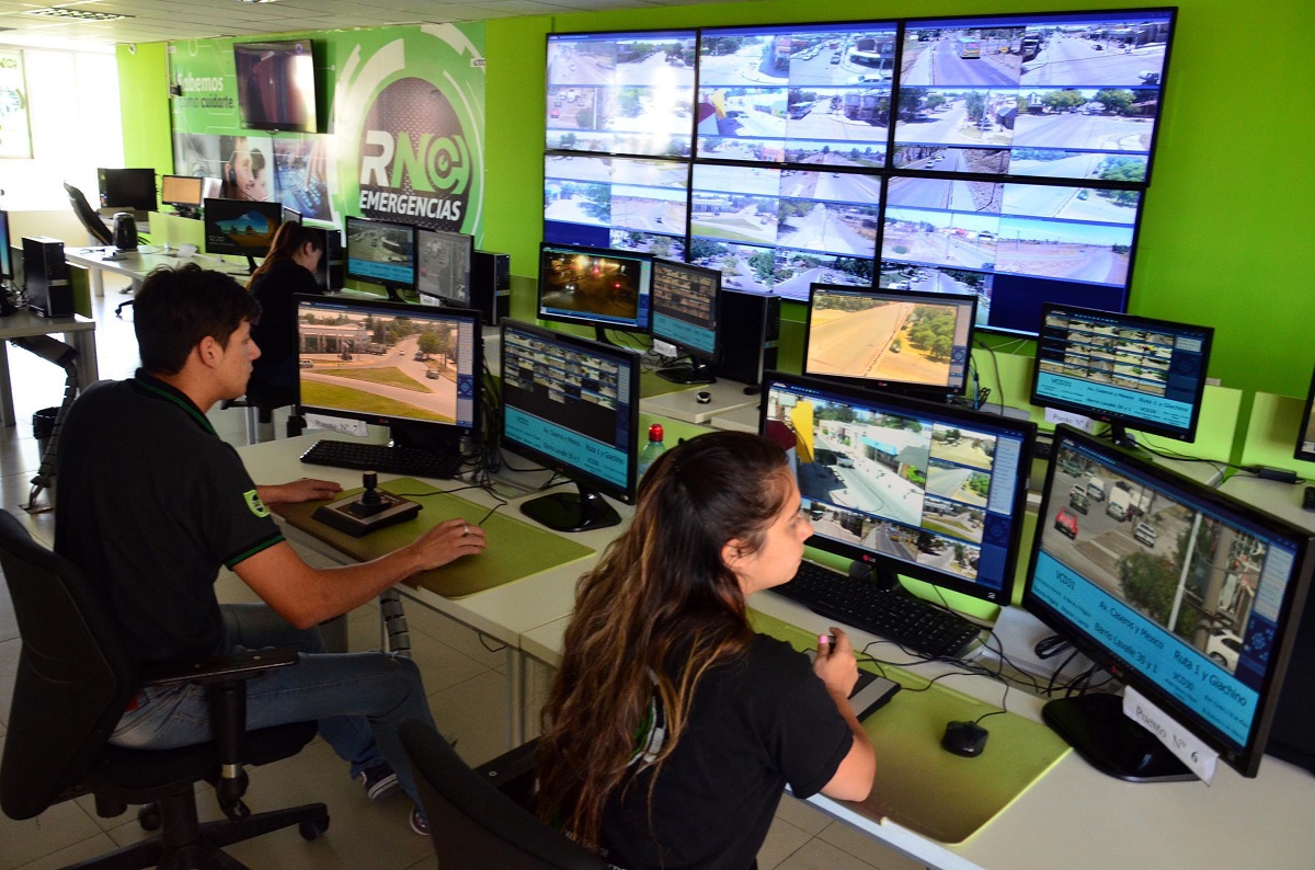 Trabajan en la aplicación definitiva, que depende de las actualizaciones técnicas que realiza la empresa Telefónica. Foto Archivo: Marcelo Ochoa