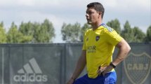 Imagen de Battaglia se reunió con Riquelme y por ahora sigue como técnico de Boca