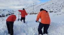 Imagen de Así rescataron a pobladores varados por el temporal de nieve