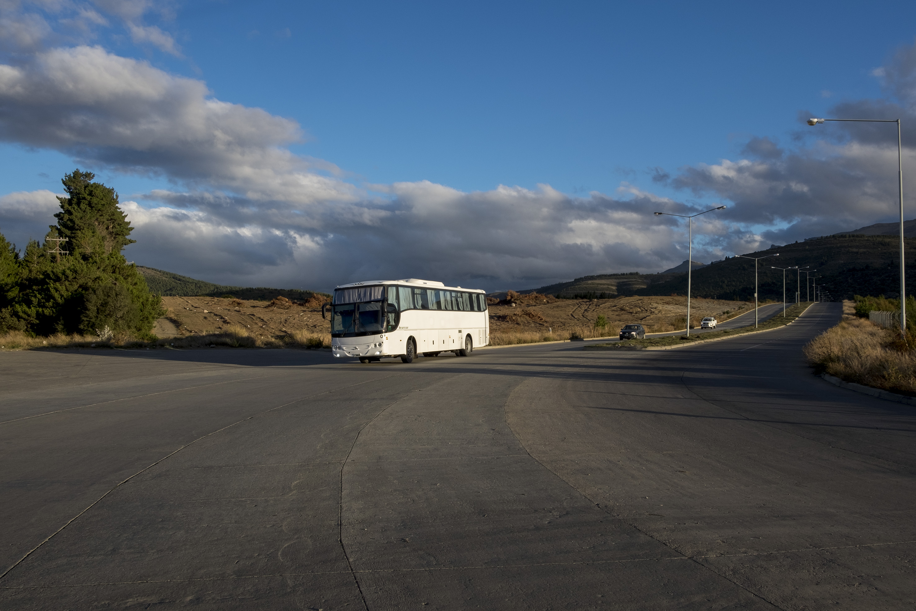 El lote donde se construirá la nueva terminal de Bariloche está ubicado en la avenida Esandi. (Foto Marcelo Martínez)