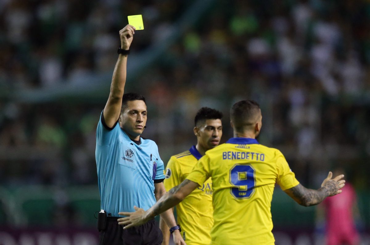 Benedetto se salvó de la roja. (Foto: Reuters)