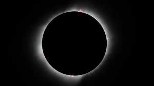 Eclipse solar anular 2024: todo lo que hay que saber para observar el «anillo de fuego»