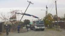 Imagen de Murió un hombre en Senillosa por el viento: estaba en el techo de una vivienda