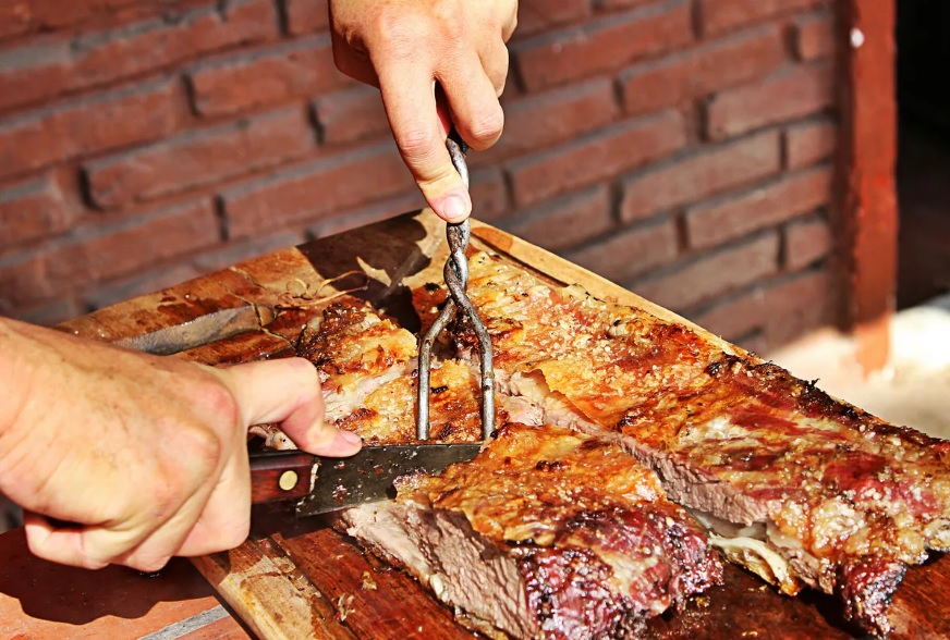 La preocupación de la denunciante es el alto precio del asado, y cómo es el acceso a la carne.-