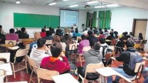 Política en las universidades: apatía, gritos y transfuguismo