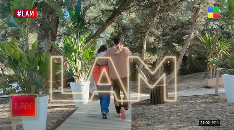 La imagen que confirma el romance entre Tini y De Paul fue presentada por LAM.-