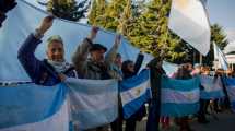 Imagen de Importante respaldo al Ejército en su puja con comunidades mapuches en Bariloche