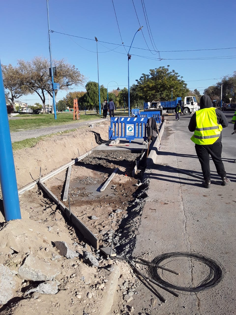 La nueva ciclovía se extiende por calle Gelonch y tiene doble circulación. 